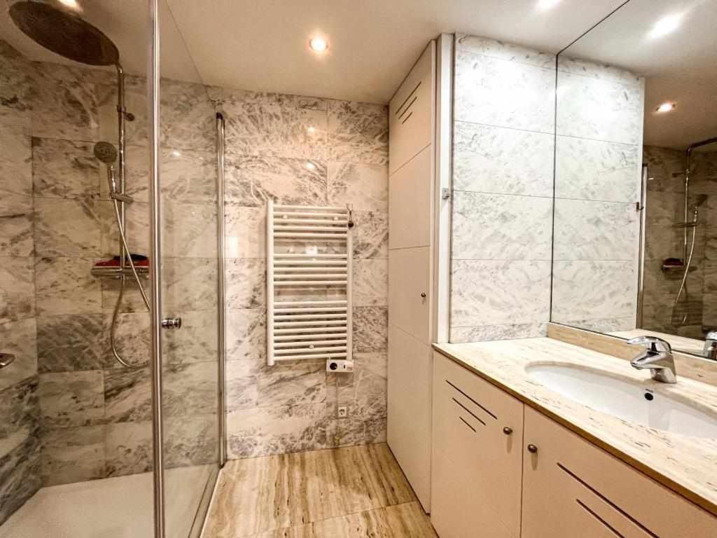 Loft Cort Reial Atico In The Heart Of The Old Town Apartment Херона Екстериор снимка