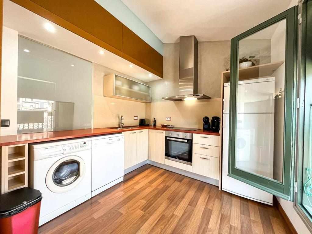 Loft Cort Reial Atico In The Heart Of The Old Town Apartment Херона Екстериор снимка