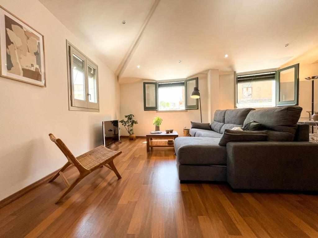 Loft Cort Reial Atico In The Heart Of The Old Town Apartment Херона Екстериор снимка