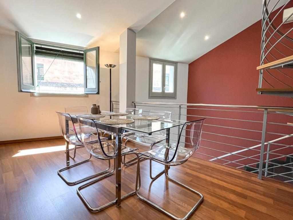 Loft Cort Reial Atico In The Heart Of The Old Town Apartment Херона Екстериор снимка